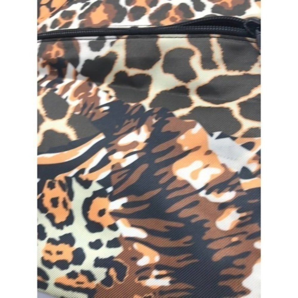 Leopard‎ Drawstring Backpack with Zipper Pockets - Picture 7 of 8